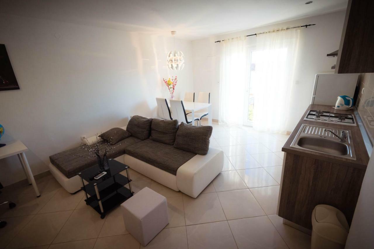 Apartments Nakic Sibenik Exterior photo