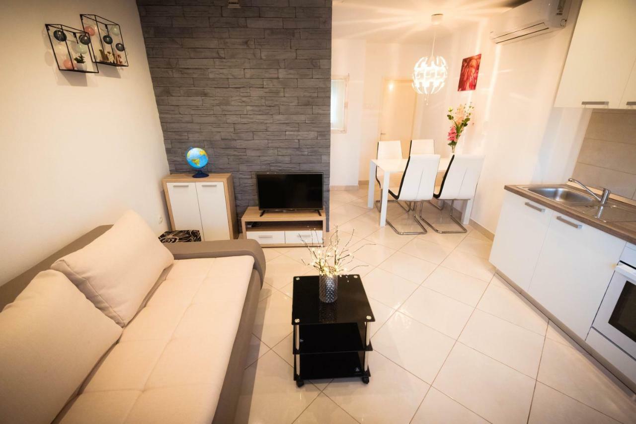 Apartments Nakic Sibenik Exterior photo